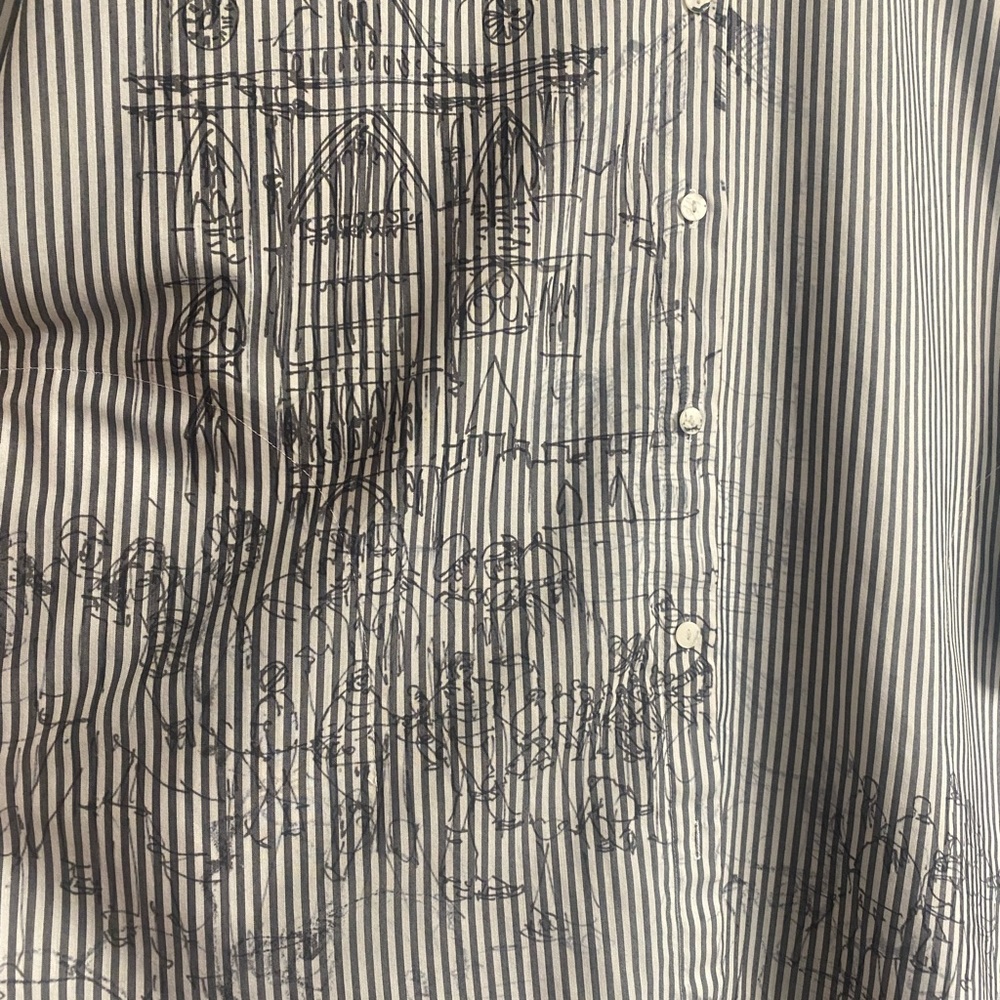 NWOT Terra Sj Apparel button down side pocket printed blouse. - Picture 6 of 7